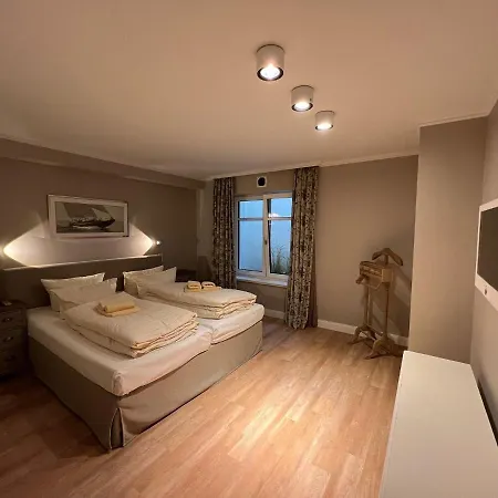 Alva-2 * Westerland
